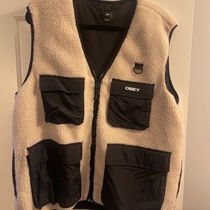 Mens Obey vest XL